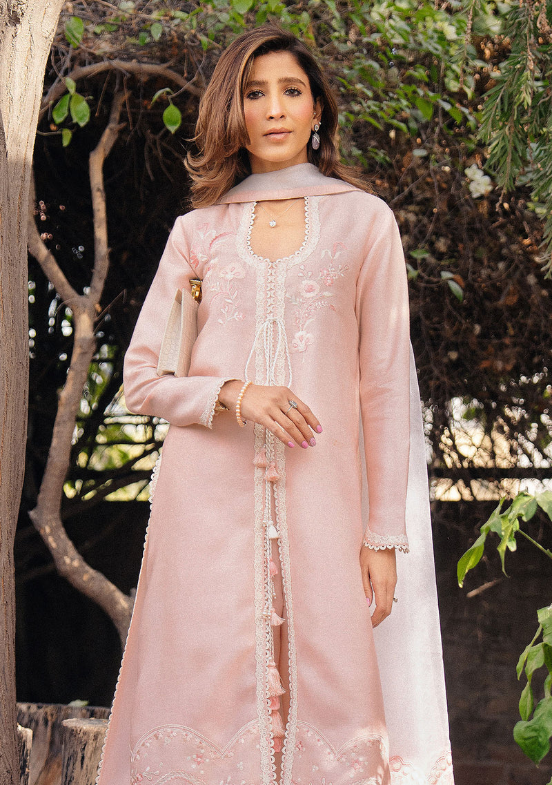 ZAINAB ZULFIQAR-Kira pink