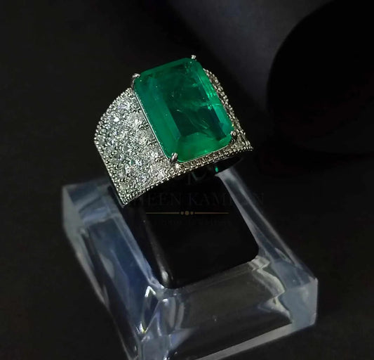 ZAHEEN KAMRAN - Emerald with zircon Ring